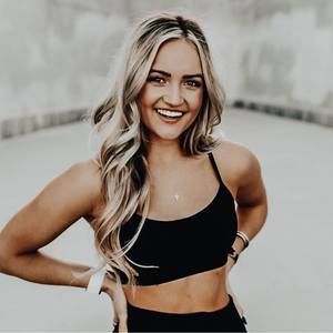 Meet your Posher, Mikenzi